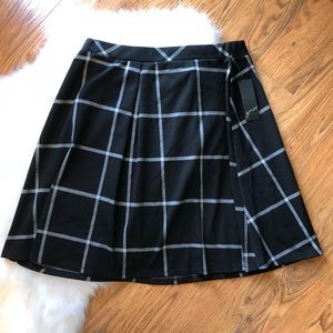 GNW Plaid Skirt